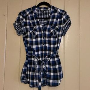 Guess Top size Large